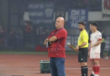 Persib Tanpa 2 Bek Lawan Semen Padang, Bojan Hodak Dapat Kabar Baik