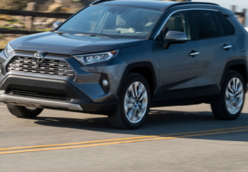 Pembeli Toyota RAV4 dihukum dengan biaya bea masuk sebesar 1.400 dolar AS untuk SUV yang dibuat di AS