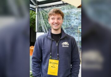 ‘Pekerja diperlakukan seperti ternak’: protege Peter Thiel berusia 20-an mengelola startup bernilai 10 miliar dolar yang merekrut profesional untuk melatih pengganti AI mereka