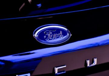 Unit EV rahasia Ford membangun platform yang bisa akhirnya mengubah divisi listriknya dari miliaran kerugian menjadi impas pada 2029