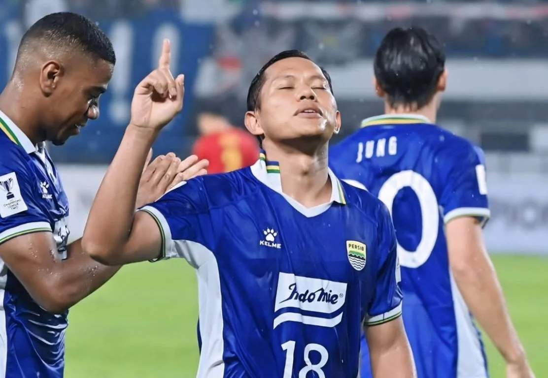 Adam Alis Bawa Persib Kalahkan Persija di Super League 2025/26