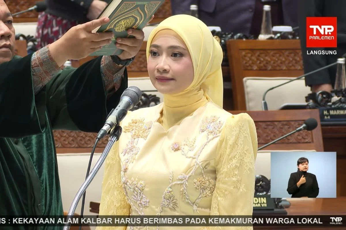Adela Kanasya Adies Resmi Menjadi Anggota DPR Periode 2024-2029