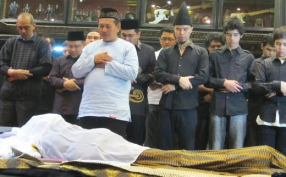 Ahmad Dhani Ungkap Penyebab Meninggalnya Ayah Virzha