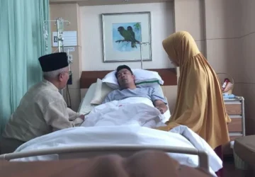 Aldi Taher Menceritakan Pengalaman Mengerikan Ayahnya yang Terbaring di Rumah Sakit