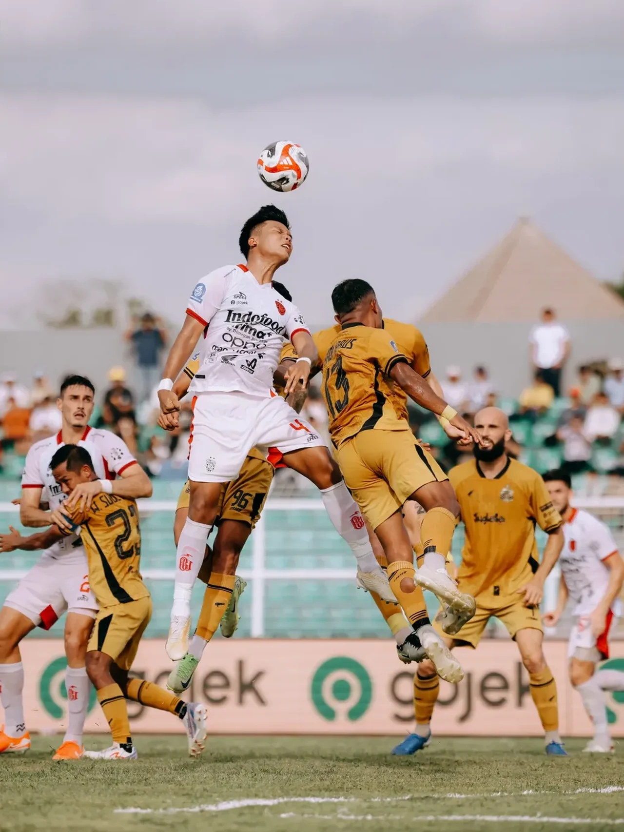 Bali United Hancurkan Bhayangkara FC 4-1 di Stadion Kapten Dipta