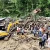 Banjir Membusukkan Tiga Provinsi di Indonesia