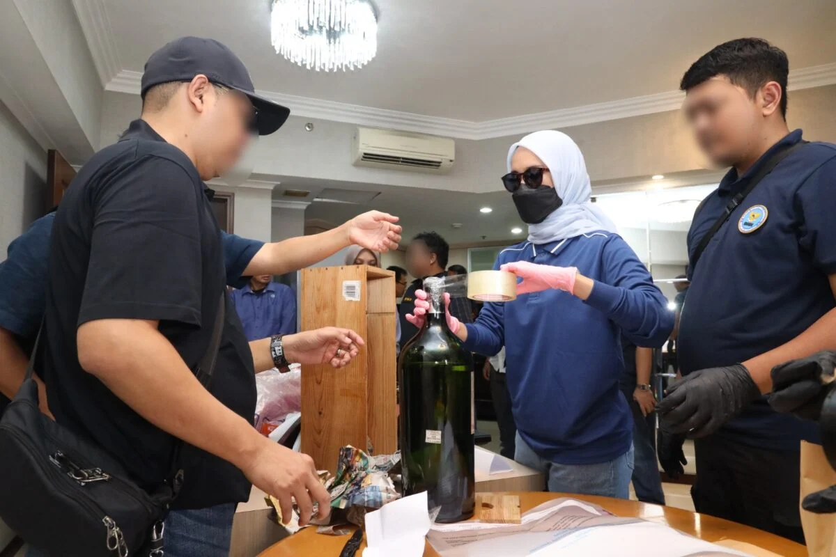 Bareskrim Gerebek Hotel di Jakarta Barat, Ditemukan Jaringan Peredaran Narkotika Ekstasi dan Vape Etomidate
