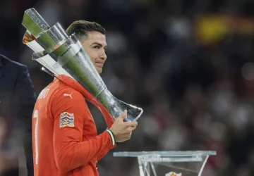 Cristiano Ronaldo Akhirnya Mengakhiri Kelesuan Trofi