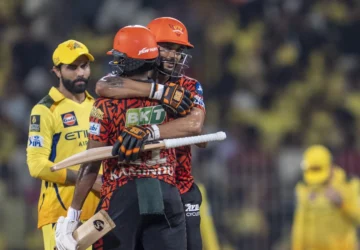 CSK vs SRH: Sunrisers Hyderabad Unbeatable di CSK, Chennai Super Kings Dapat Kalah 5 Wickets