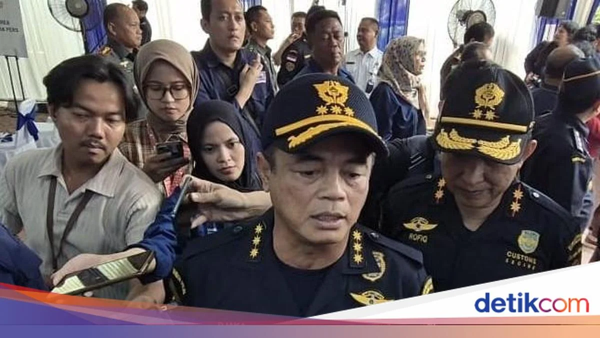 Djaka Budi Utama Terseret Kasus Suap, Menkeu Purbaya Beri Jawaban