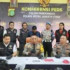Dua Tersangka Maling Motor Bersenpi di Jakarta Ditangkap, Kakinya Ditembak Polisi