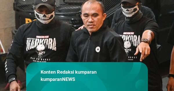 Eks Kasat Narkoba Polres Kutai Barat Digiring Ke Bareskrim