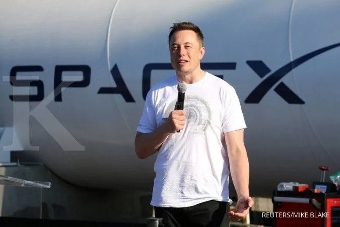 Elon Musk Mencapai Triliuner Pertama dengan SpaceX IPO