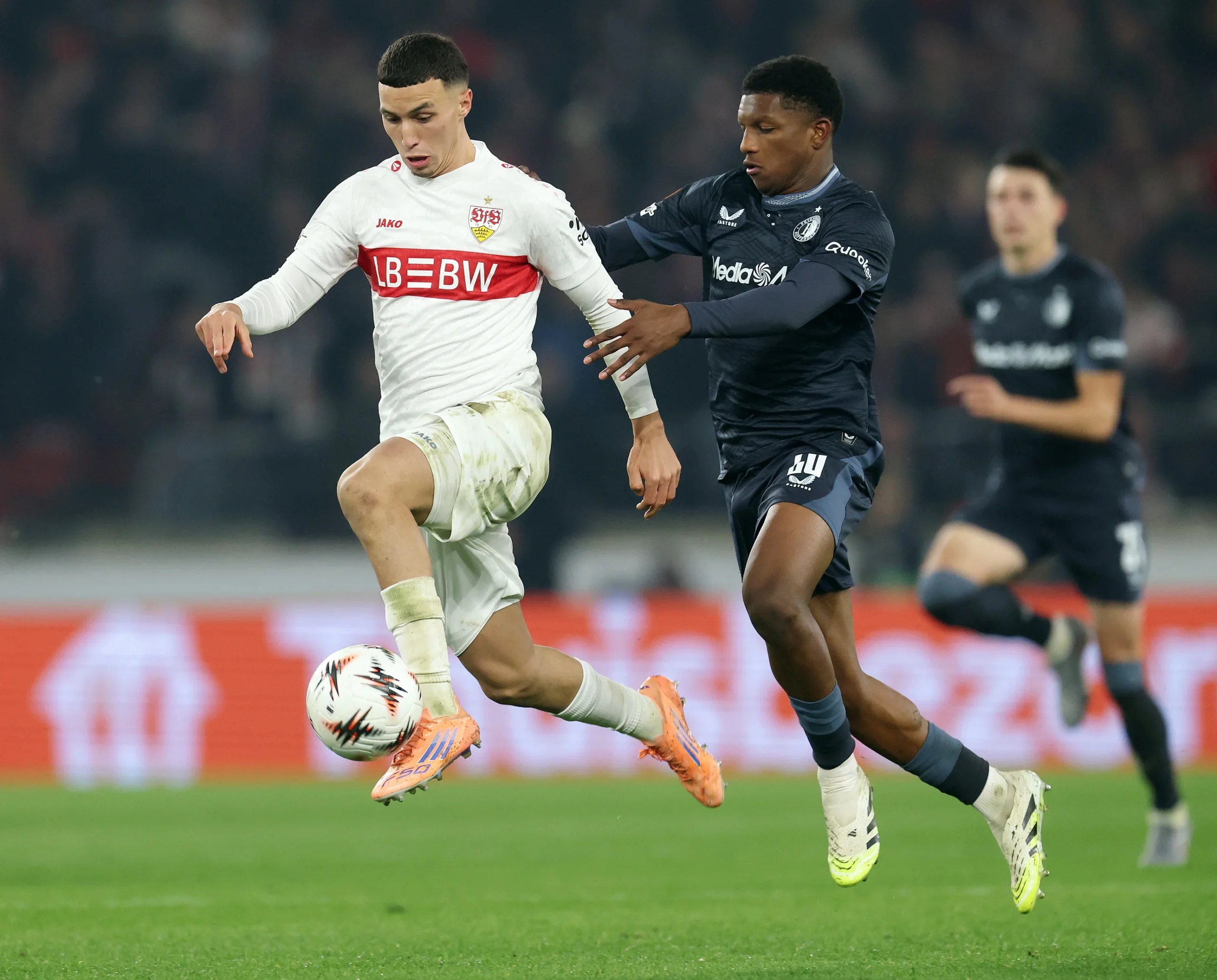 Eredivisie: Balogun dan Pepi Mencetak Gol, Manchester City Frontrunner untuk Tandang Givairo Read