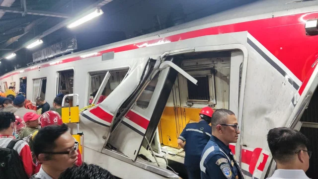 Fakta Baru Kecelakaan KA vs KRL di Bekasi: Distraksi Sinyal dan Gangguan Sistem