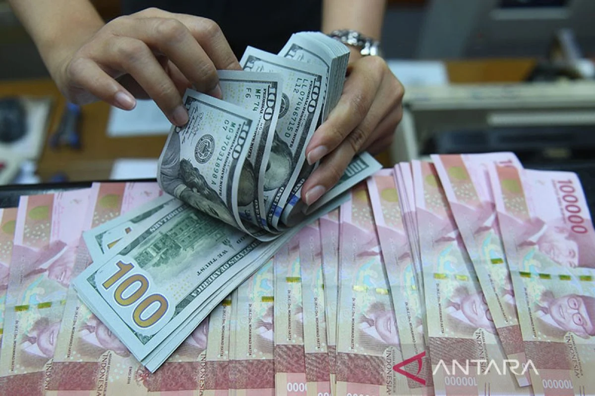 Fed Mungkin Mengangkat Suku Bunga jika Inflasi Tetap Tinggi