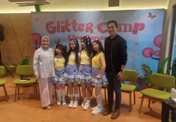 Glitter Siap Gelar Konser Intimate ‘Glittery Camp’ di Jakarta Tahun 2026