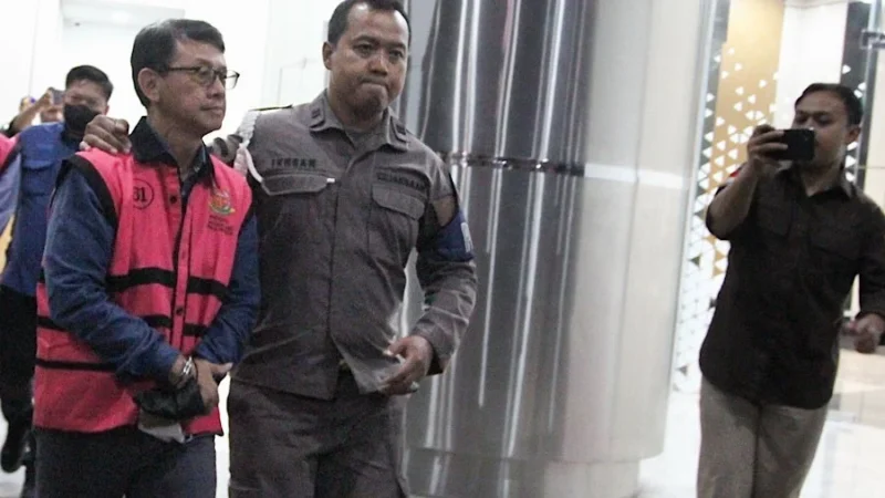 Hasto Wibowo dan Toto Nugroho Dijatuhi Hukuman 5 Tahun Penjara atas Kasus Minyak Mentah
