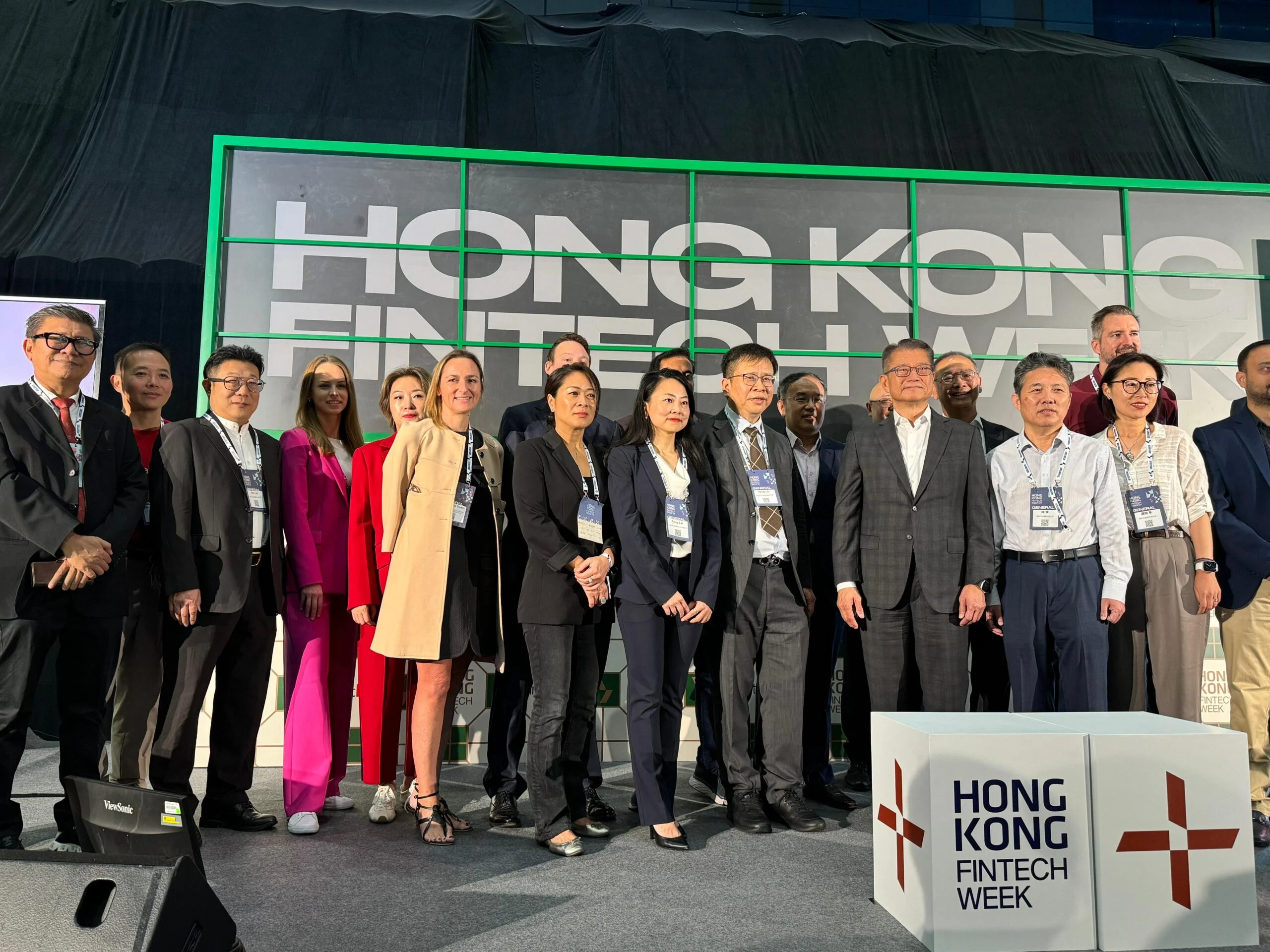 Hong Kong Kembali Menarik Perhatian Investor Perancis