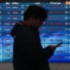 IHSG Amblas ke 6.807 Siang Ini, Jelang MSCI Umumkan Rebalancing Saham