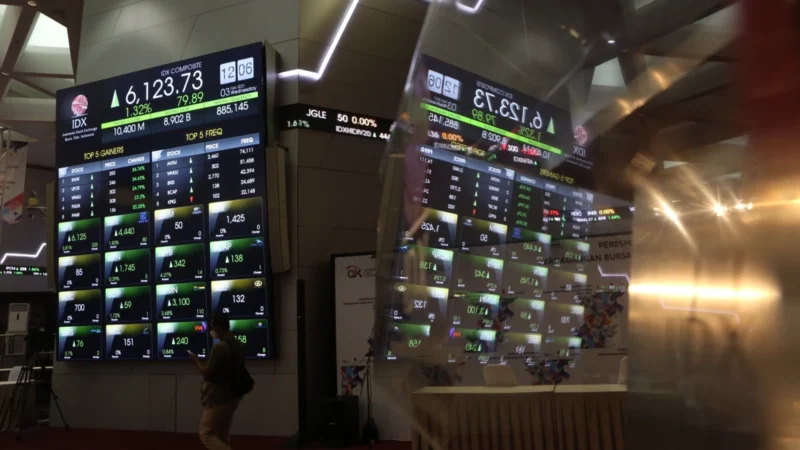 IHSG Turun Tipis 0,56% Meski Kapitalisasi Pasar Naik Rp 94 Tiliar