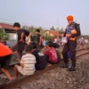 Indonesia Tindak Tegas Menghadapi Penggunaan Jalur Kereta Api Ilegal