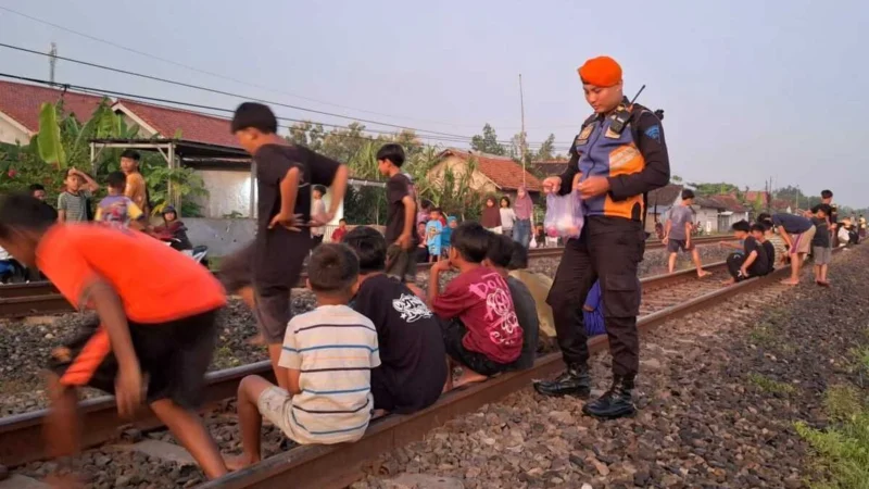 Indonesia Tindak Tegas Menghadapi Penggunaan Jalur Kereta Api Ilegal