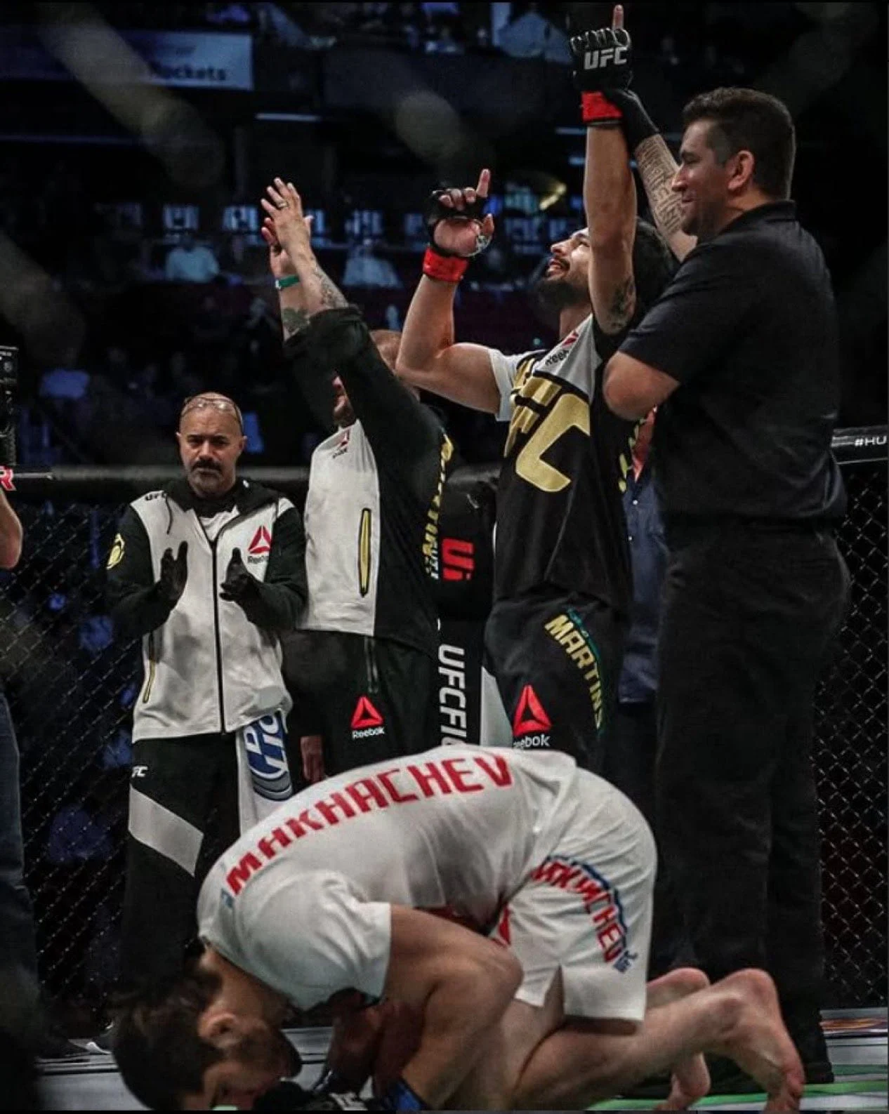 Islam Makhachev dan 14 Pemain Lainnya Dikabarkan Dibatalkan dari Event UFC di Gedung Putih