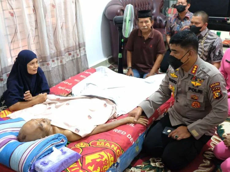 Keluarga Jurnalis Thoudy Mengalami Kesedihan di Masa Perang