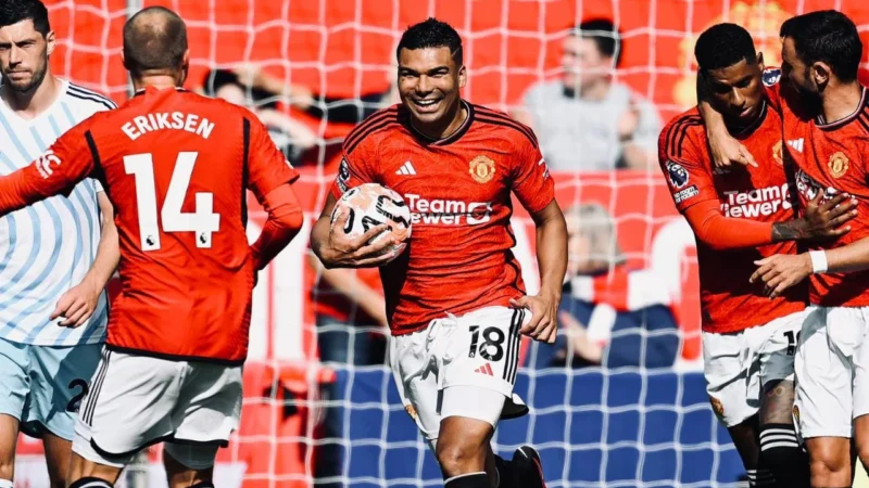 Kemenangan Dramatis Manchester United atas Nottingham Forest Memastikan Tempat di Tiga Besar Klasemen