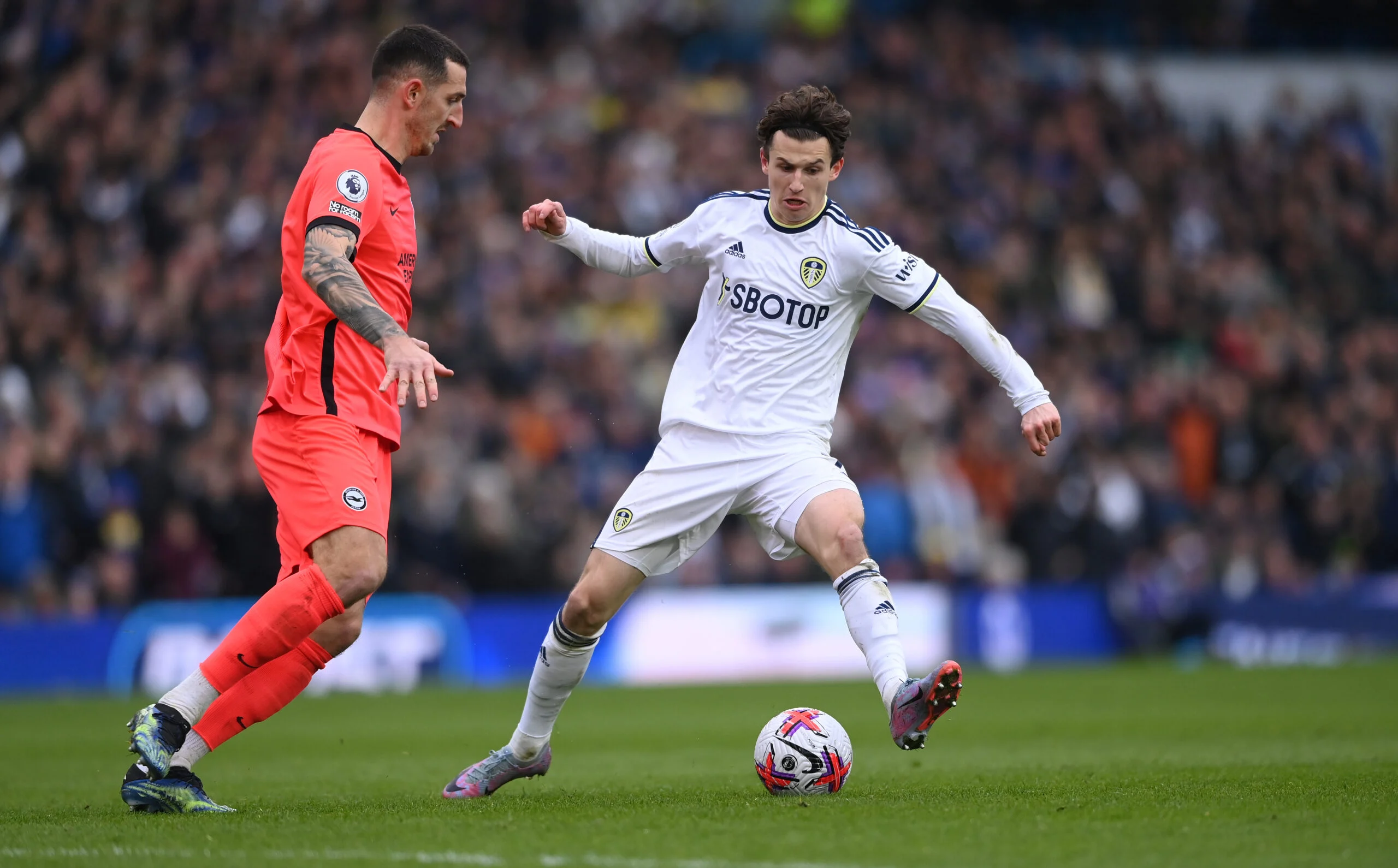 Leeds vs Brighton: Krisis Jadwal dan Transfer, Bagaimana Leeds Menghadapi Musim 2026/27?