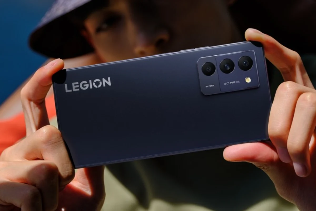 Lenovo Kembali Hadirkan Ponsel Gaming Legion Y70 2026 dengan Baterai 8.000 mAh