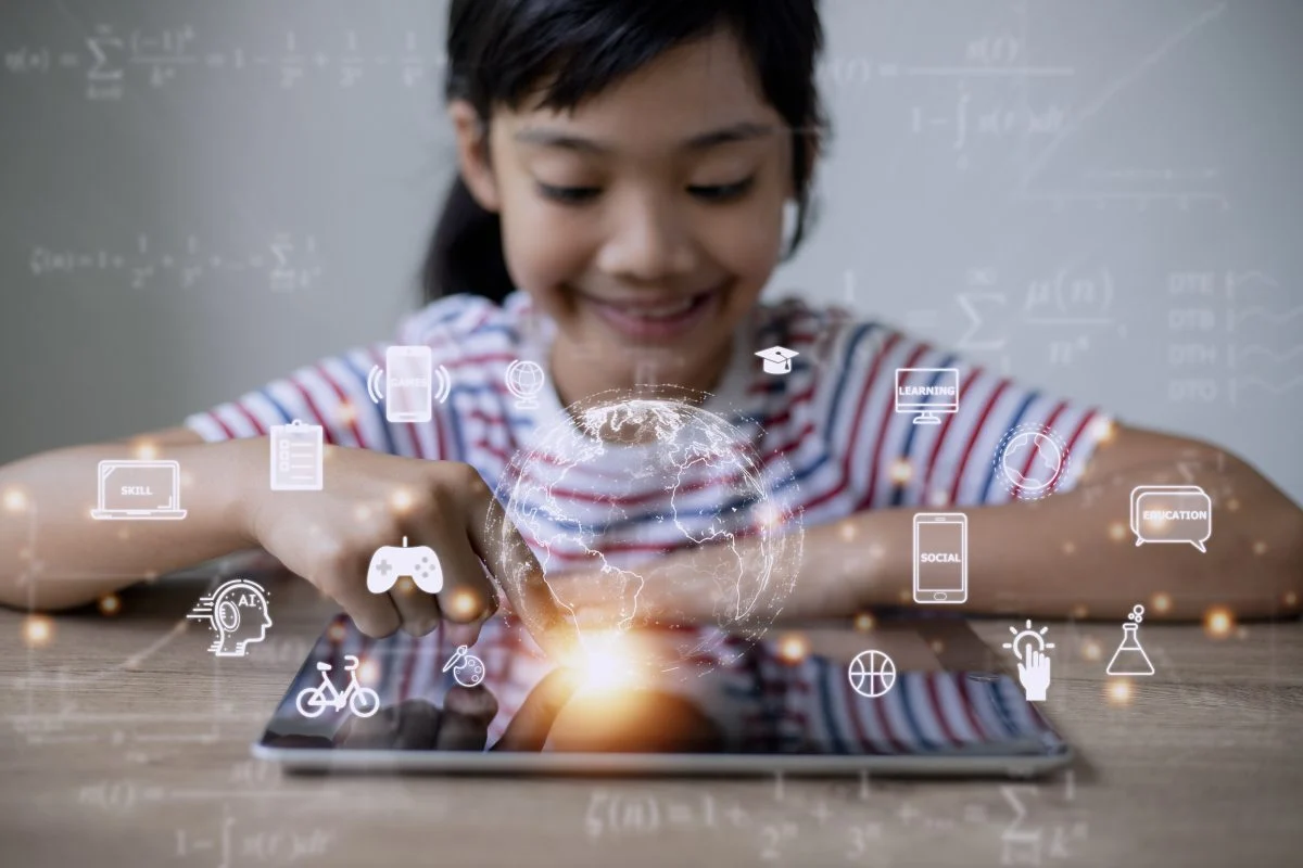 Lenovo Meluncurkan AI Companion Device untuk Membantu Anak Belajar Lebih Efektif