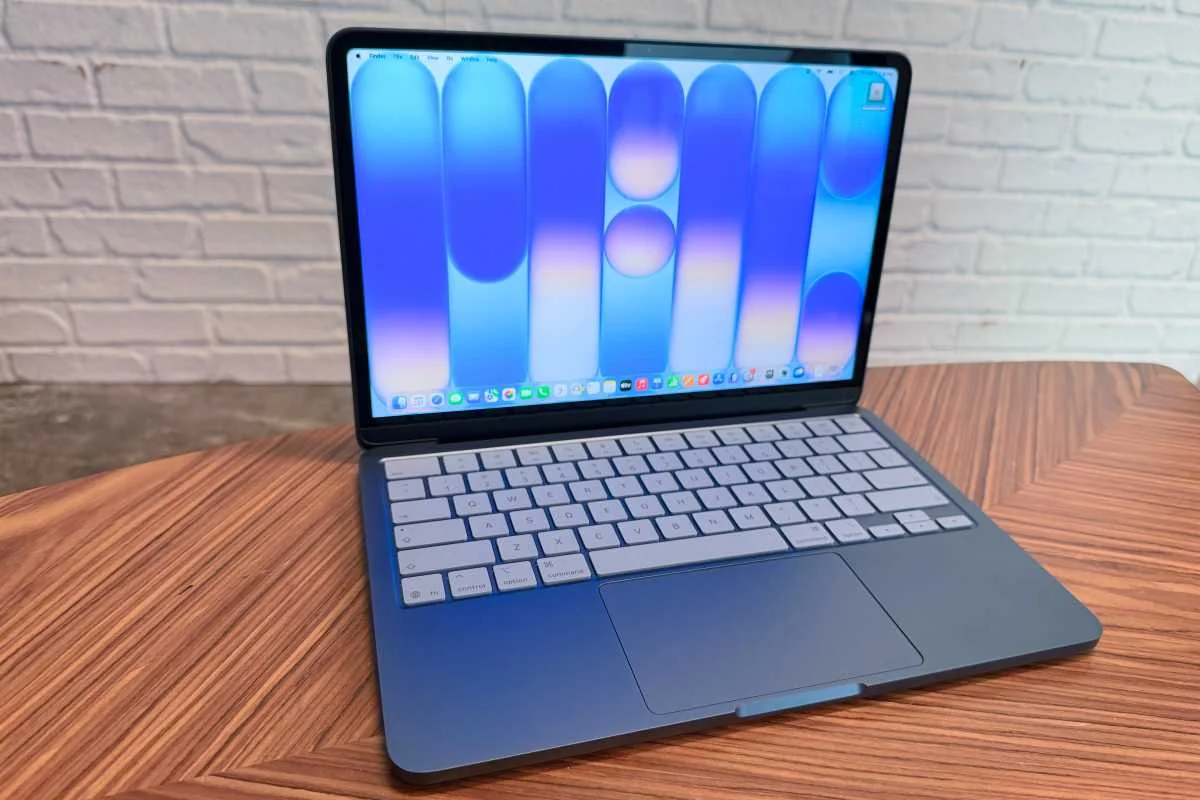 MacBook Neo Hadapi Persaingan Ketat dari Laptop Budget Lunar Lake dan Wildcat Lake