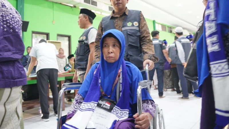 Mbah Marsyiah: Wanita yang Menyambut Mimpi Haji pada Usia 104 Tahun