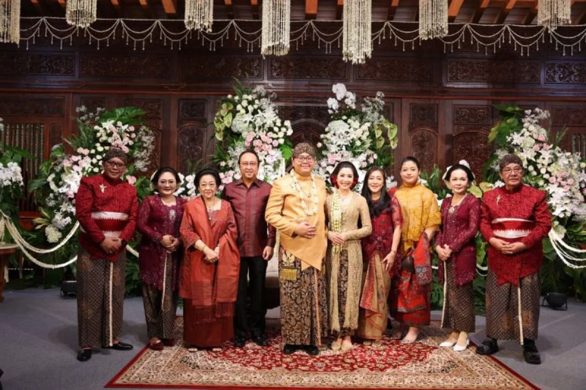 Megawati dan Sri Sultan HB X Hadiri Pernikahan Putra Hasto di Yogyakarta