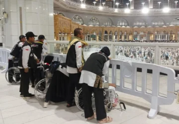 Menhaj Sapa Jemaah dan Pastikan Pelayanan PPIH di Masjidil Haram: Tantangan yang Menantang
