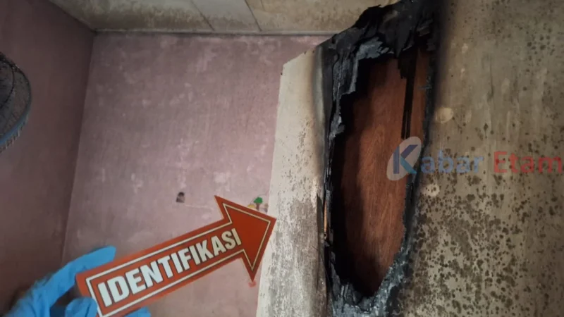Misterius: Seseorang Membakar Barang Sekitar Warteg di Jaktim, Polisi Selidiki Motif
