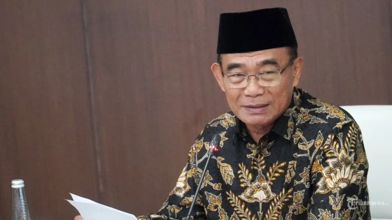 Muhadjir Effendy Direncanakan untuk Ditangkap KPK dalam Kasus Haji 2022