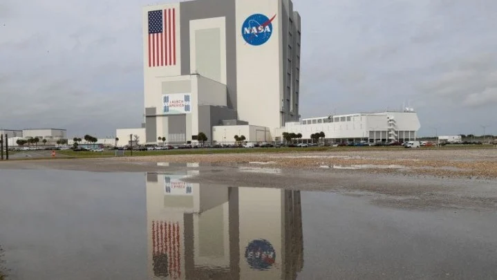 NASA Mulai Bangun Markas Bulan dengan Partisipasi Perusahaan Swasta