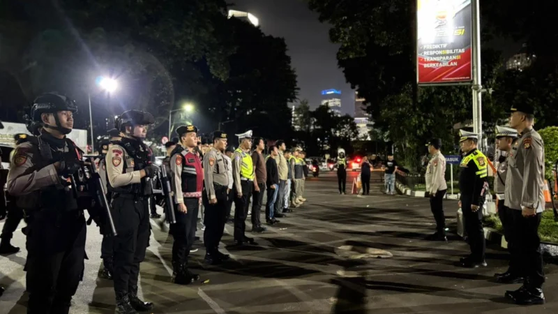 Patroli Malam Polda Metro Jaya di Jakarta Selatan, Mencegah Begal dan Tawuran