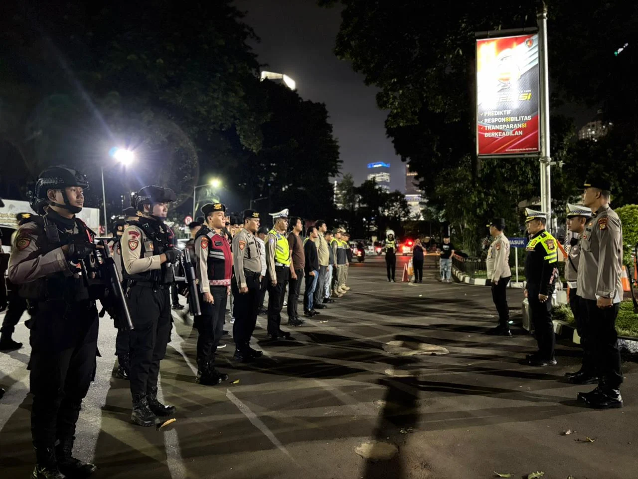 Patroli Malam Polda Metro Jaya di Jakarta Selatan, Mencegah Begal dan Tawuran