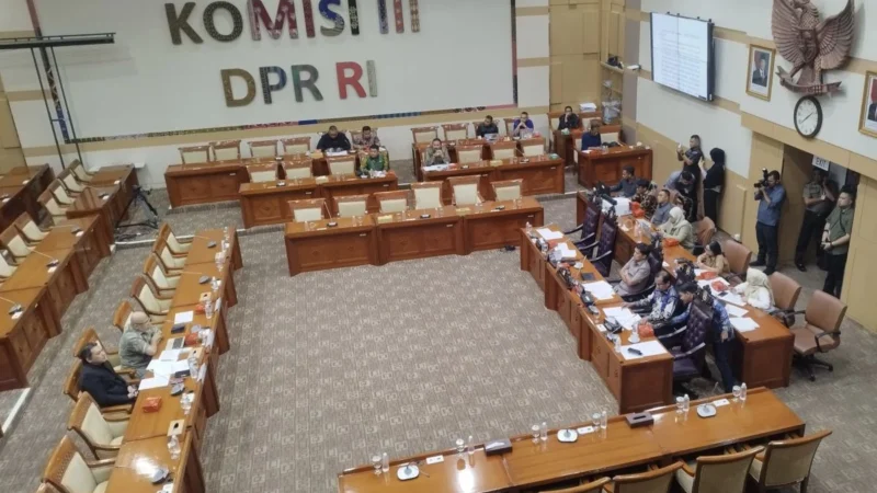 Pembahasan RUU Pemilu Alot: Tantangan DPR Terjemahkan Putusan MK