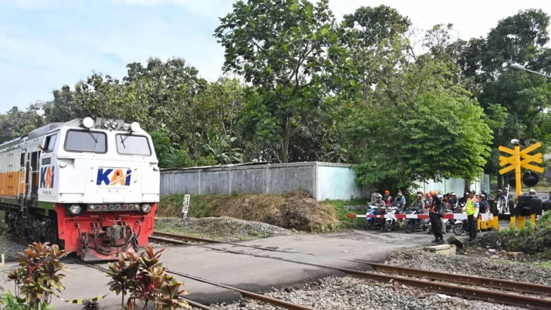 Pemerintah Akan Perbaiki 76 Perlintasan Sebidang di Jawa-Sumatra