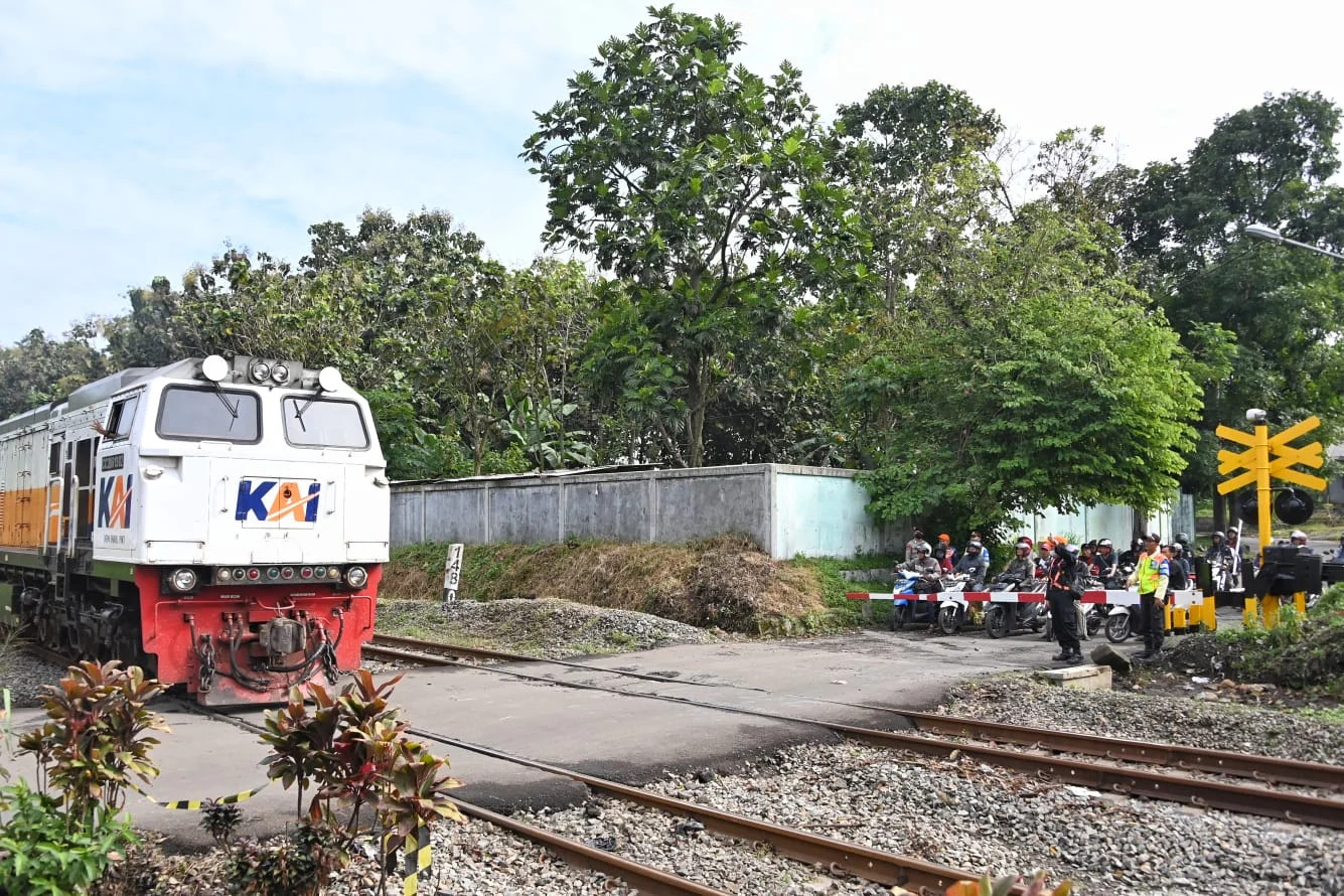 Pemerintah Akan Perbaiki 76 Perlintasan Sebidang di Jawa-Sumatra