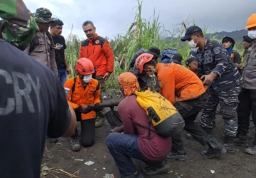 Pendaki Gunung Dukono Ditemukan Meninggal Dunia, 2 WNA Masih Hilang