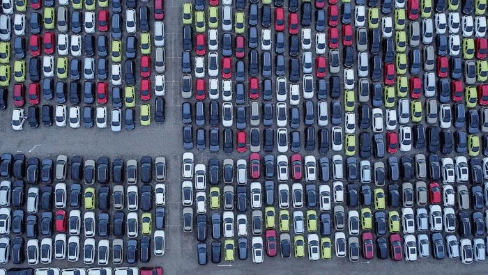 Penjualan Mobil di Indonesia Tiba-Tiba Naik, Siapa Pembelinya?