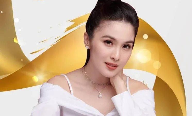 Perhiasan Mewah Sandra Dewi Dilelang, Bayarannya Mengejutkan!