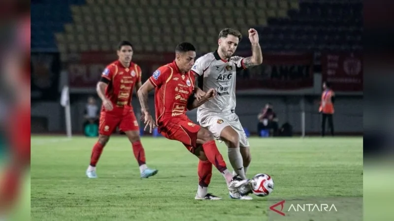 Persija Incar Kemenangan di Markas Persik, Mauricio Souza Tegaskan Timnya Profesional