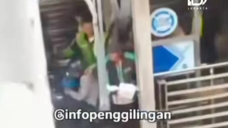 Polisi Tangkap Tiga Pelaku Penjambretan di Bundaran HI